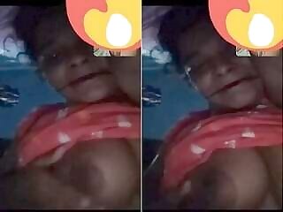 Desi girl's steamy video call with her lover and college friend